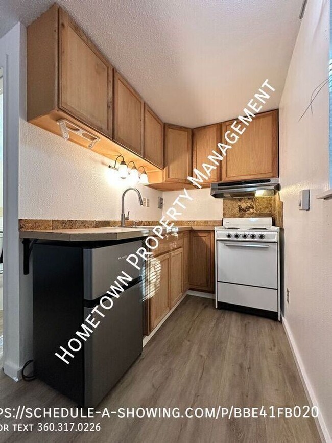 Foto del edificio - 612 S Bay Rd NE