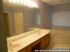 Building Photo - 13838 Shavano Downs