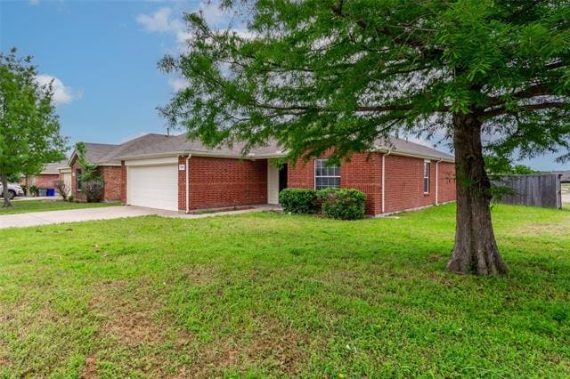 Building Photo - 2101 Wildwood Dr