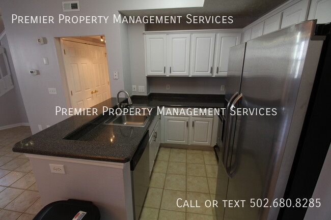 Building Photo - Two bedroom two bath condo in Oldham Count...