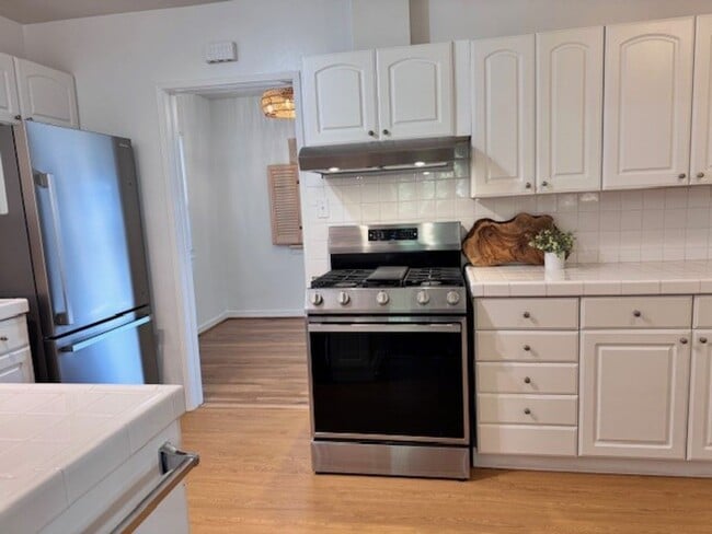 Foto del edificio - One bedroom, one bath in La Crescenta