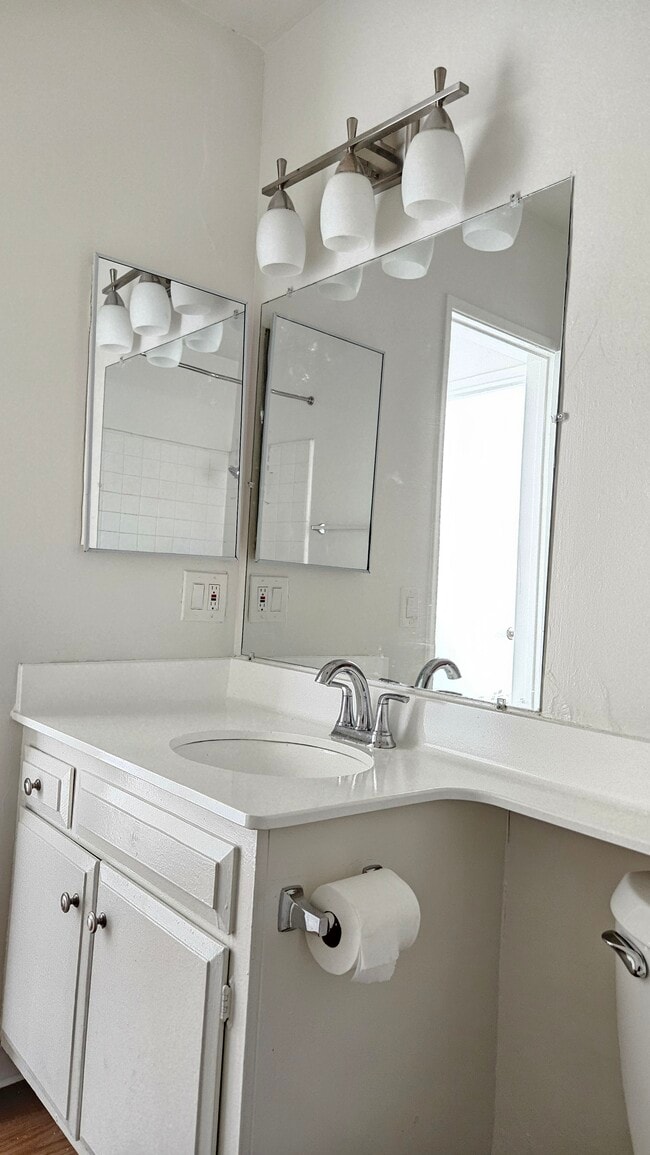 Building Photo - 3838 Keystone Ave