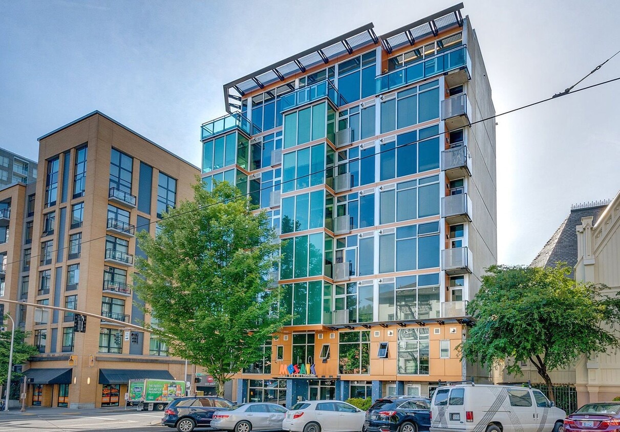 Primary Photo - Stylish and Sleek Loft at the Mosaic in Do...
