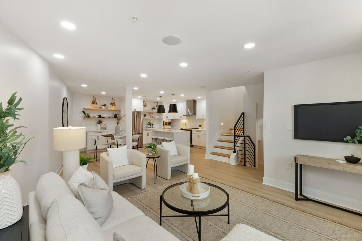 Foto principal - STUNNING 4 Level Fells Point Rowhome! WITH...