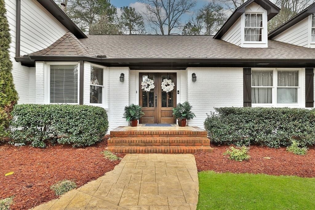 5455 Shiver Summit NE, Atlanta, GA 30342 House Rental in Atlanta, GA