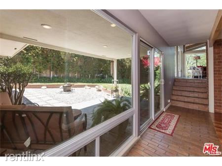 Building Photo - 2142 Sunset Crest Dr
