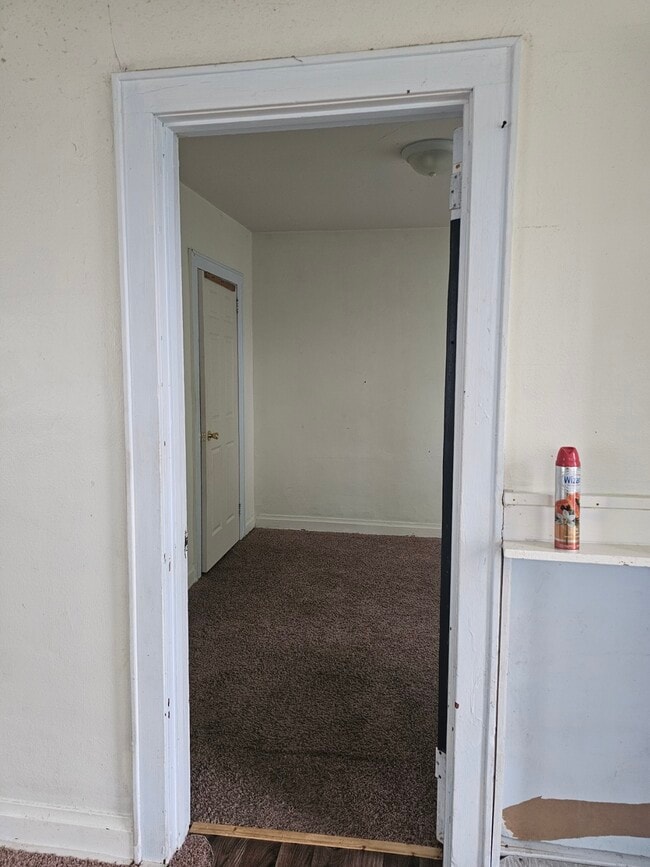 Building Photo - 1217 Albemarle St