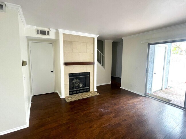 Building Photo - 87 Briarwood Ln