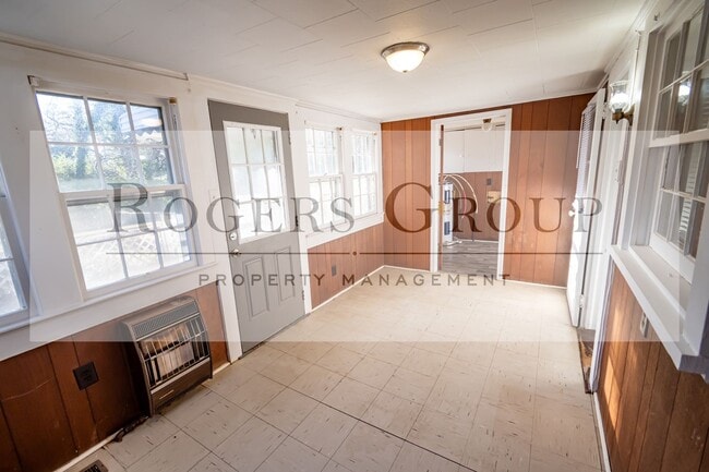 Foto del edificio - 1443 Perry Ave