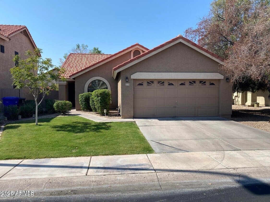 Foto principal - 1331 W Seascape Dr