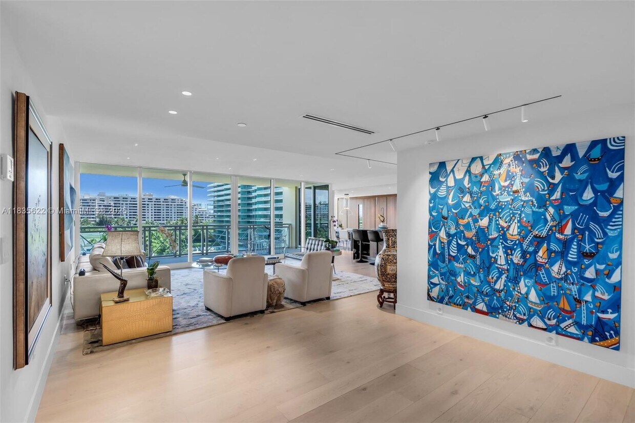 Foto principal - 430 Grand Bay Dr
