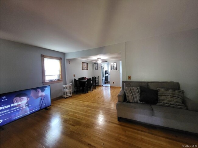 Foto del edificio - 6 Inwood Rd