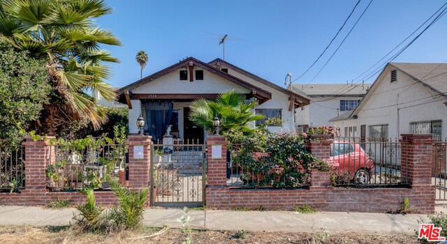 Foto del edificio - 1534 North Mariposa Avenue