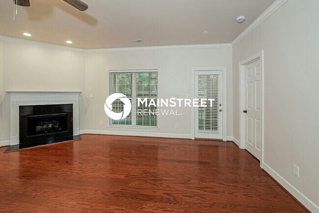 Foto del edificio - 3 Bedroom Pet-Friendly Home in LEEDS, AL w...