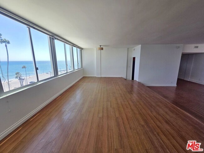 Foto del edificio - 17368 Sunset Blvd