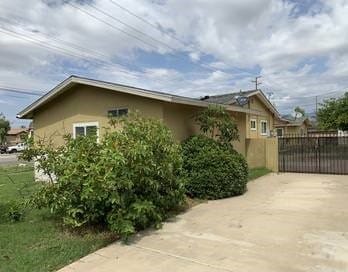 Primary Photo - 1403 Stillman Ave
