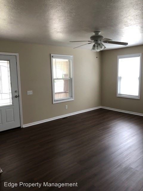 Building Photo - 3 br, 2.5 bath House - 144 Forest St.