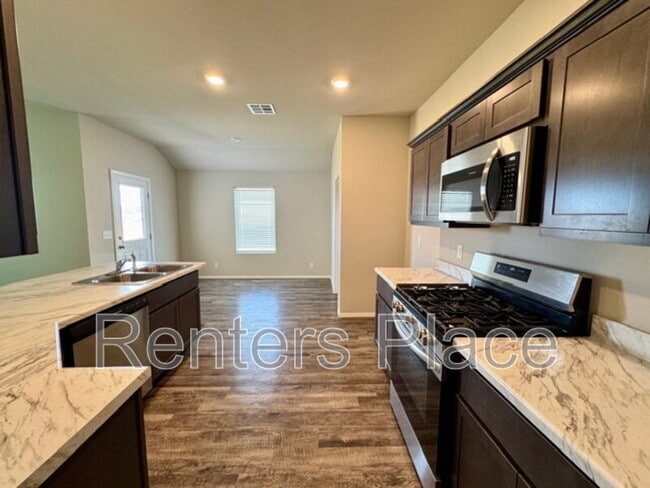 Building Photo - 15824 Appaloosa St