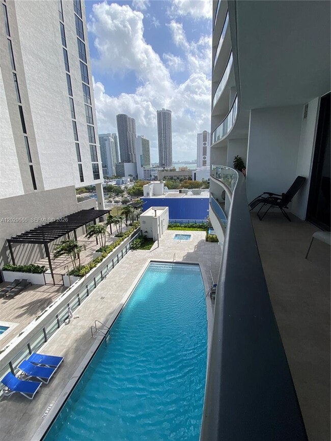 Foto del edificio - 1600 NE 1st Ave