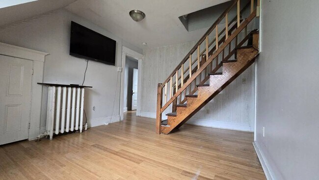 Foto del edificio - 1 Bedroom Burlington Available NOW!
