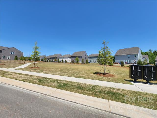Foto del edificio - 158 Haddonsfield Dr