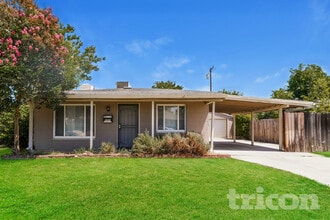 Building Photo - 5307 Esmeralda St