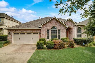 Building Photo - 1811 Liberty Oaks Blvd