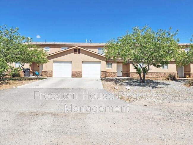 Foto del edificio - 1951 Teepee Rd