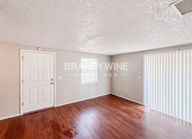 Building Photo - 7308 S Kissimmee St