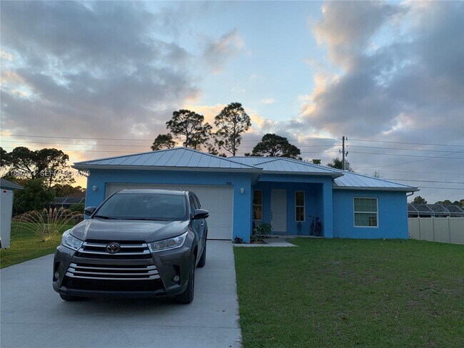 Foto del edificio - 1855 17th Ave SW