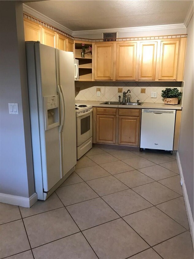 Primary Photo - 750 SW 133rd Terrace