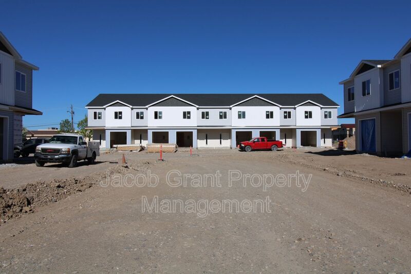 1819 Jennie Lee Dr Unit 105, Idaho Falls, ID 83404 Condo for Rent in Idaho Falls, ID