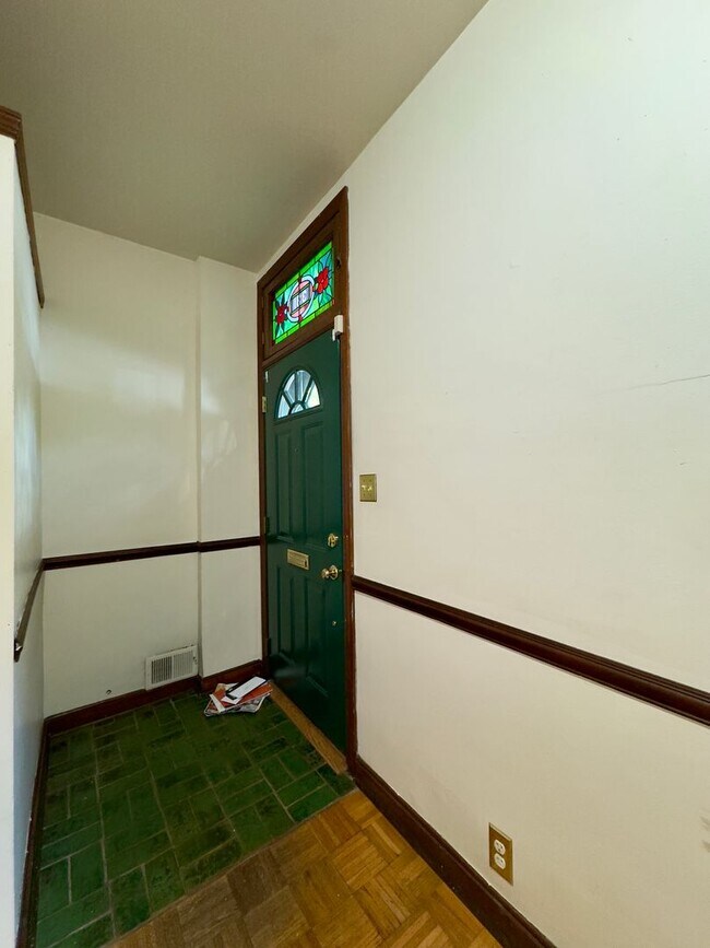 Foto del edificio - Large 3bedroom Rowhome in Upper Fells -Par...