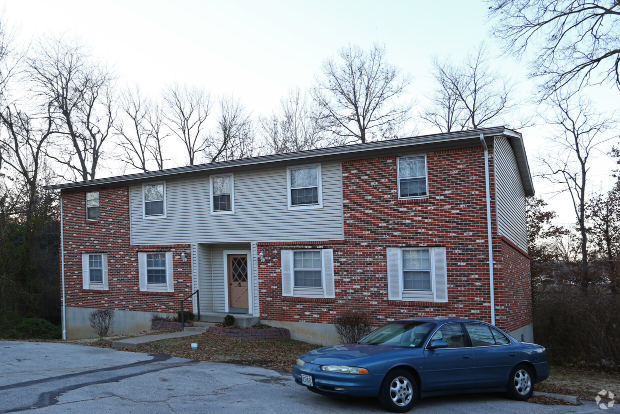 Building Photo - Meramec Manor