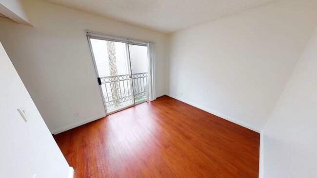 Foto del edificio - 1530 N Detroit St