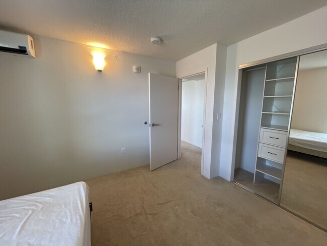Foto del edificio - 801 South St. 2 bed, 2 bath, 2 parking