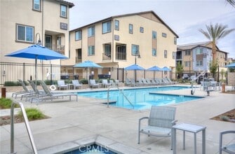 Building Photo - 6003 Huntington Dr
