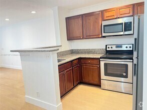 Building Photo - 11342 Royal Palm Blvd