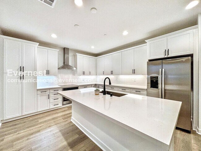 Foto del edificio - 29564 Monarch Rd