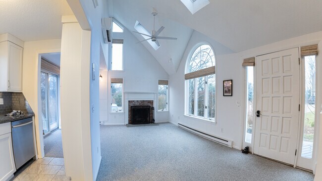 Foto del edificio - 169 Old Salt Works Rd