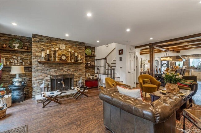 Building Photo - 68-48 Fleet St