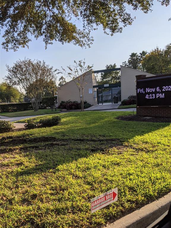 Building Photo - 18115 Poppy Trails St