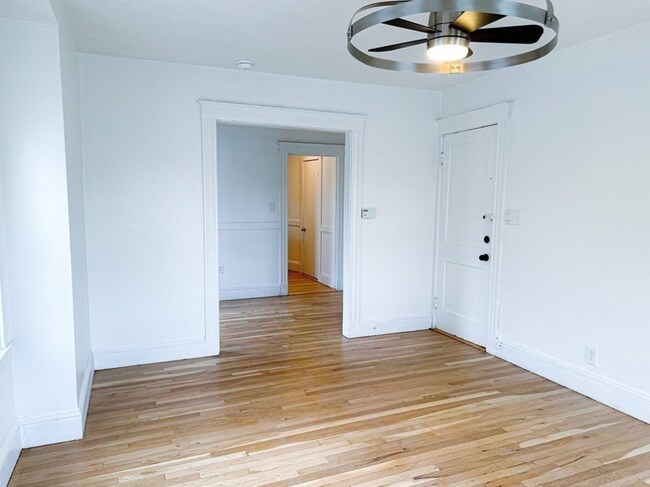 Foto del edificio - 48 Chubbuck St