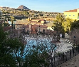 Building Photo - 30 Strada Di Villaggio