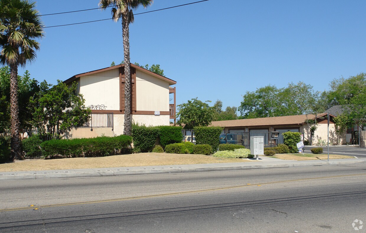 Building Photo - 1261 S C St