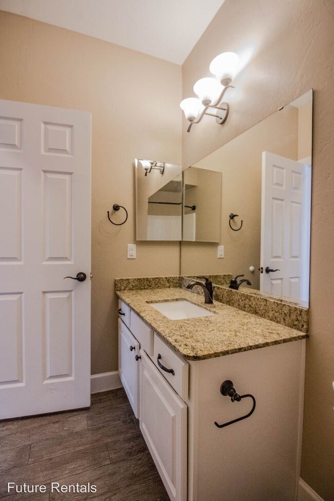 Building Photo - 4 br, 3 bath House - 816 Shiprock