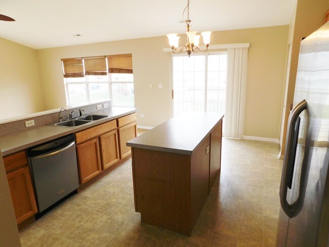 Foto del edificio - 1716 Fieldstone Ct