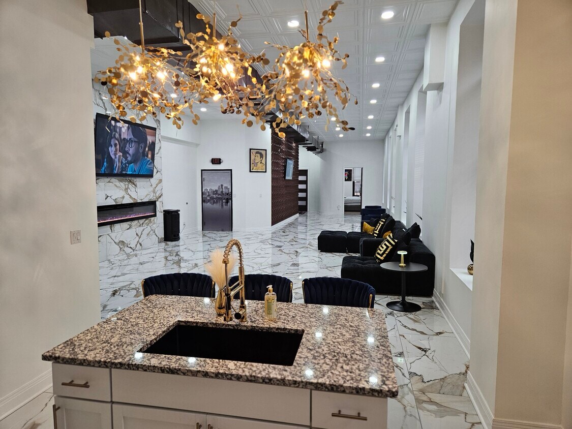 Foto principal - 539 W Market St