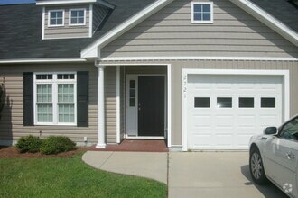 Building Photo - 2721 Shire Ln