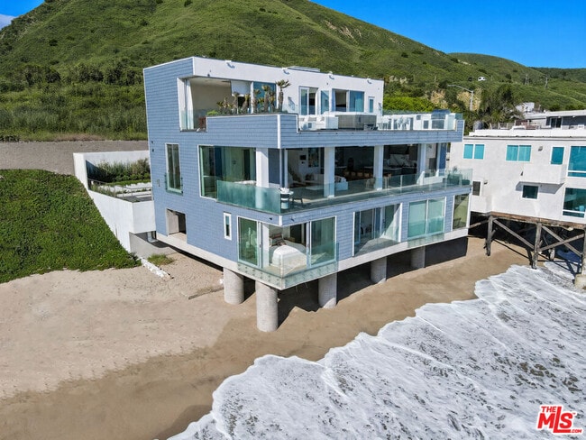 Building Photo - 26122 Pacific Coast Hwy
